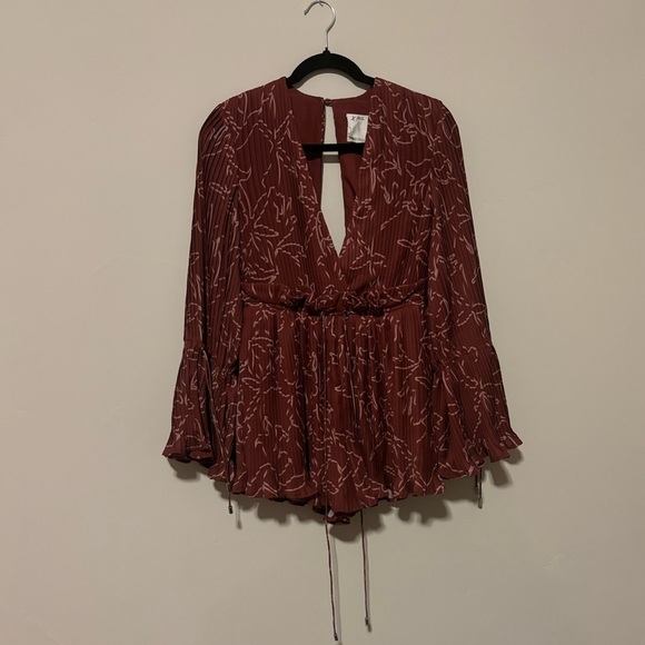 NEW | CMEO COLLECTIVE | Dream Chaser Playsuit | Size XS - Picture 4 of 11